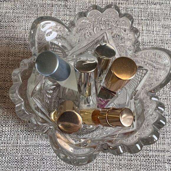 Vintage Early American Prescut Glass Celery Vase - Picture 7 of 8